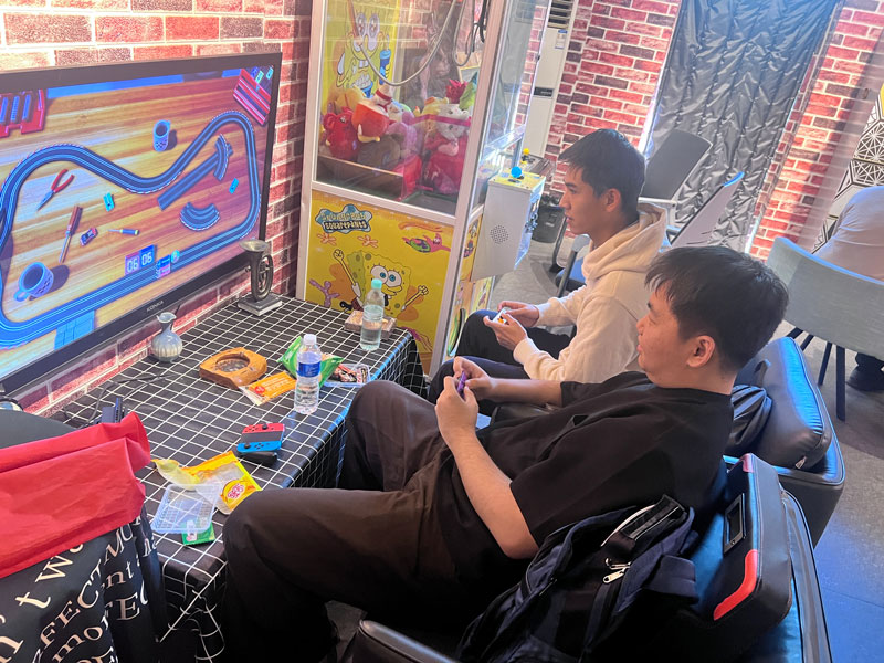 老男孩linux外出活动